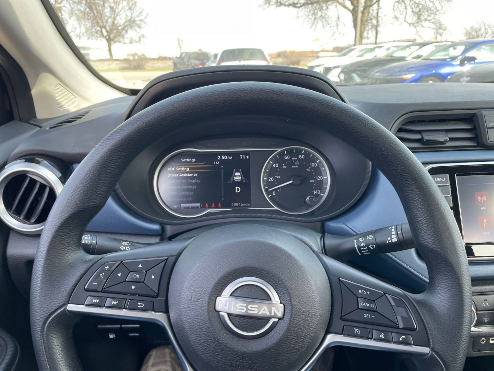 Used 2025 Nissan Versa SV w/ Trunk Package image 32