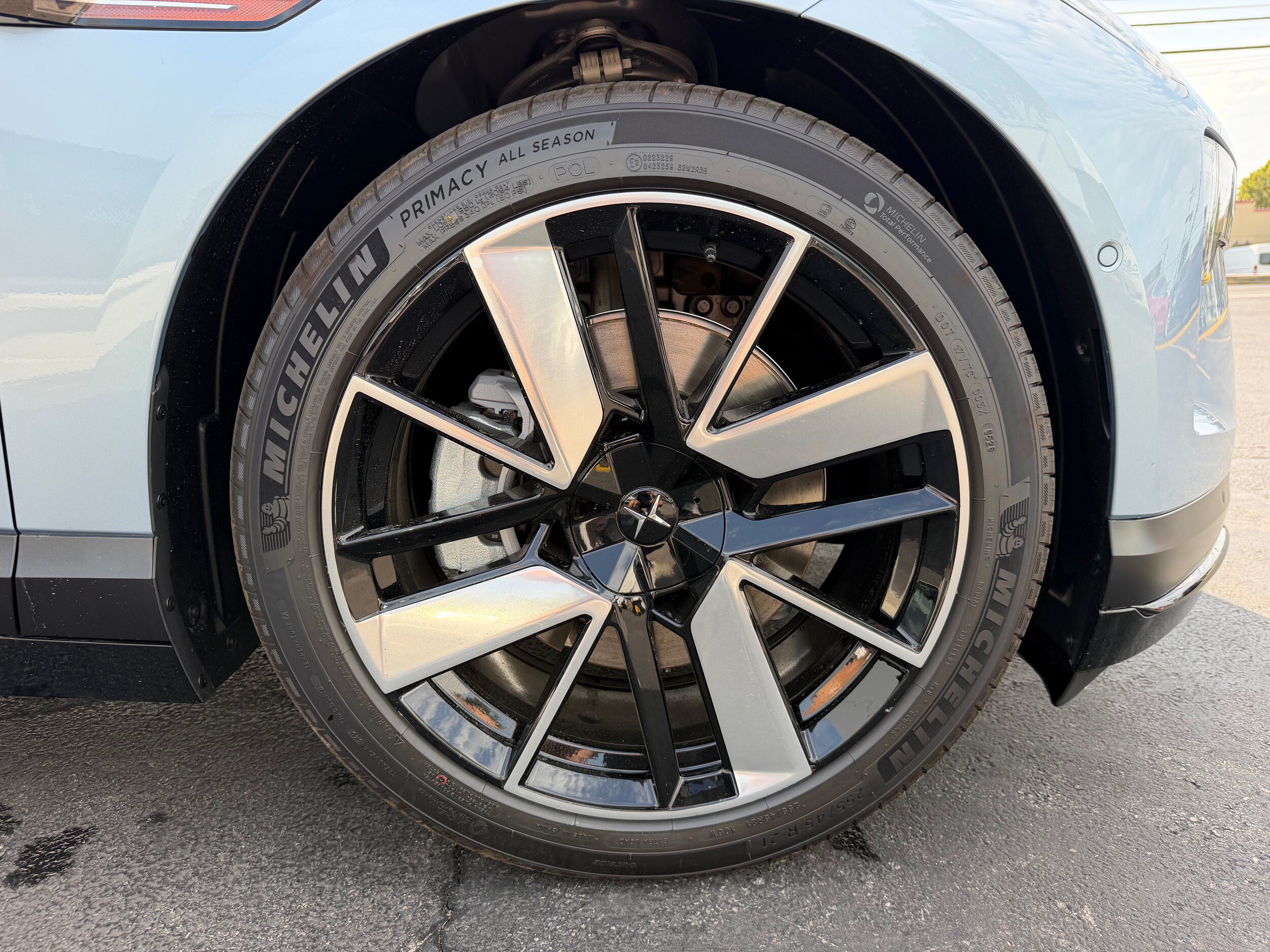 New 2026 Polestar Polestar 4 AWD/4WD image 9