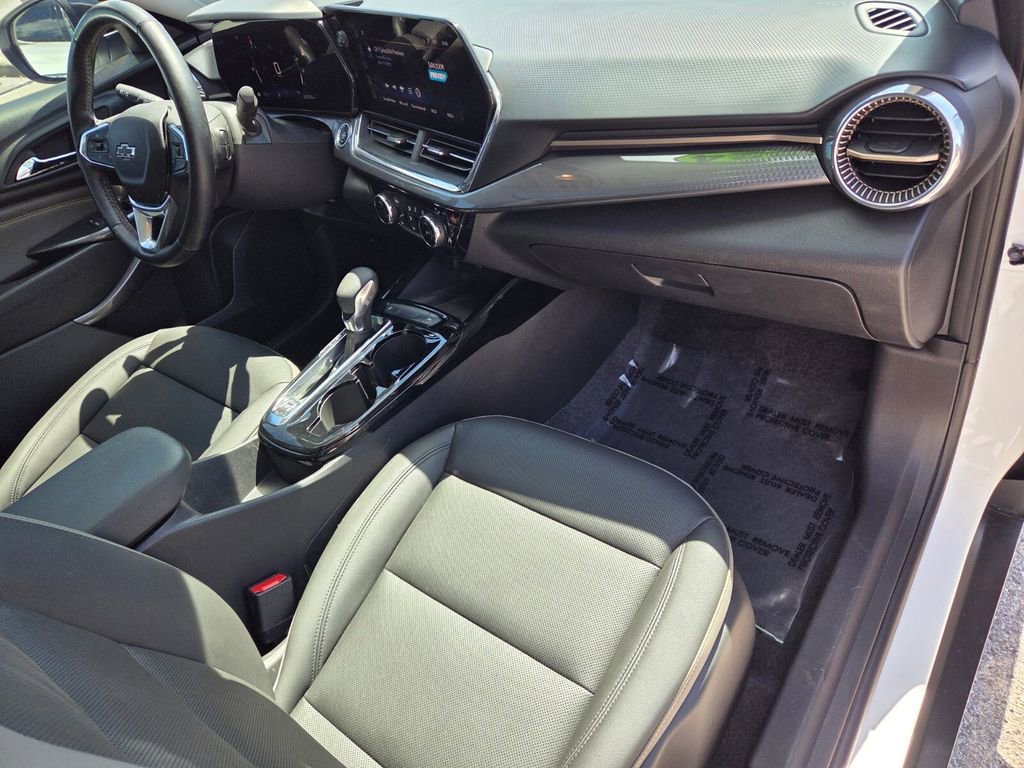 Certified 2024 Chevrolet Trax ACTIV w/ Sunroof Package image 18