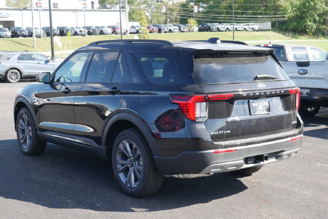 New 2026 Ford Explorer Active w/ Active Comfort Package AWD/4WD image 11