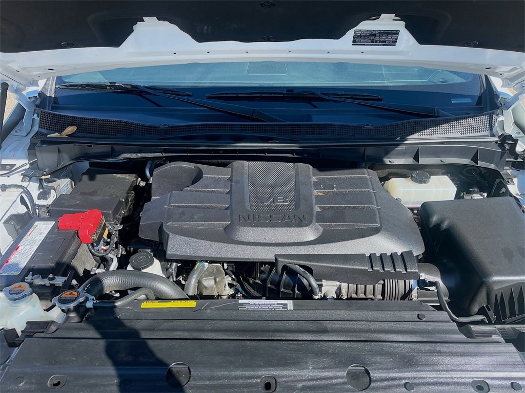 Used 2024 Nissan Titan Platinum Reserve w/ Moonroof Package image 32