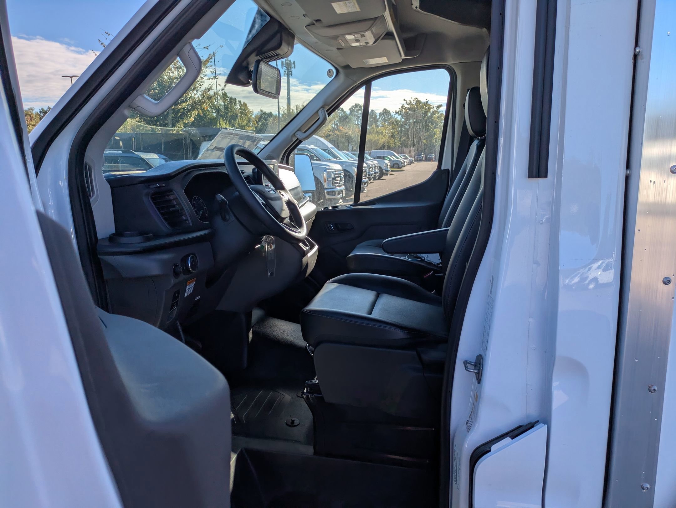 New 2025 Ford Transit 350 RWD image 11