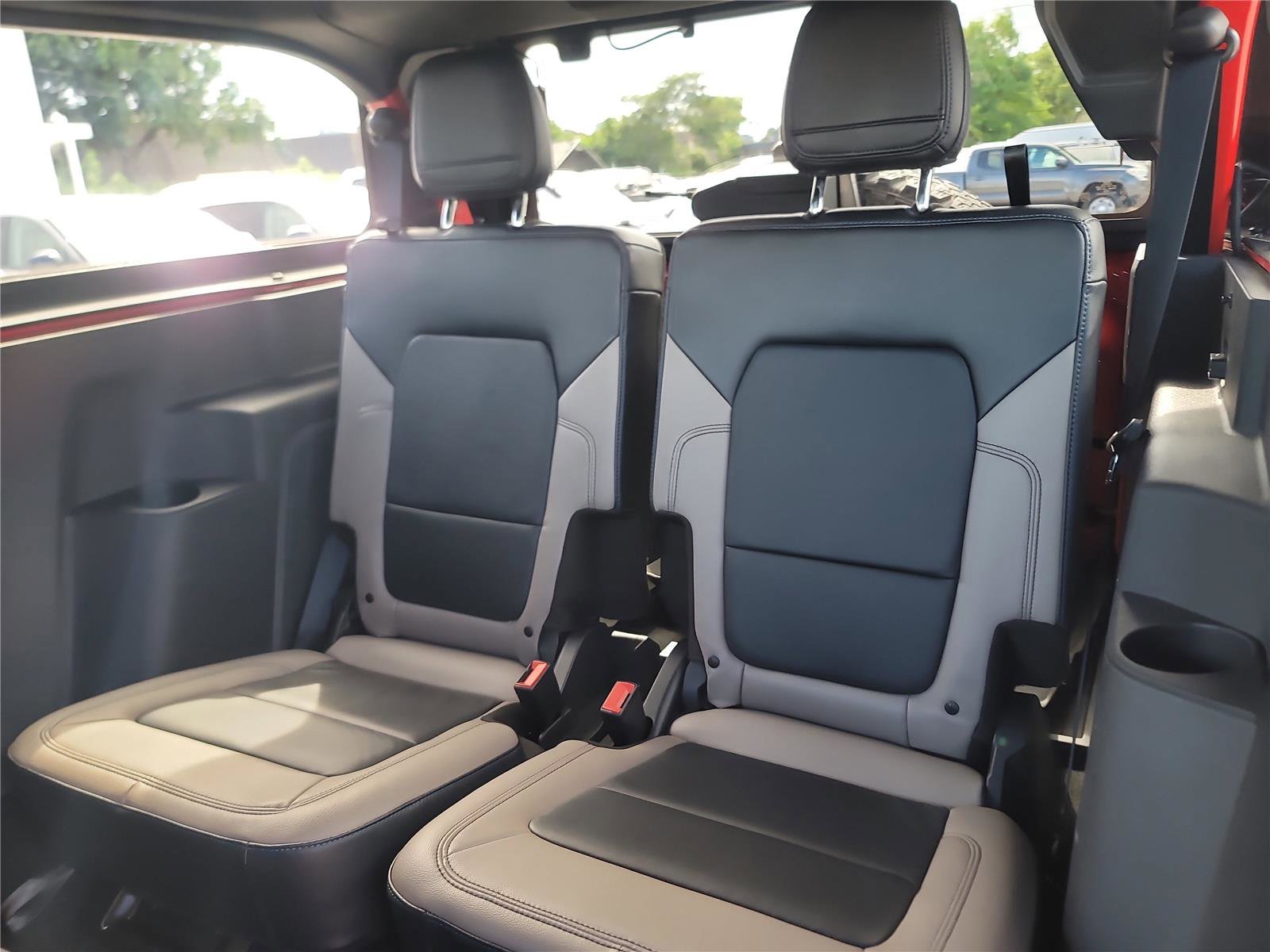 Used 2022 Ford Bronco Wildtrak image 14