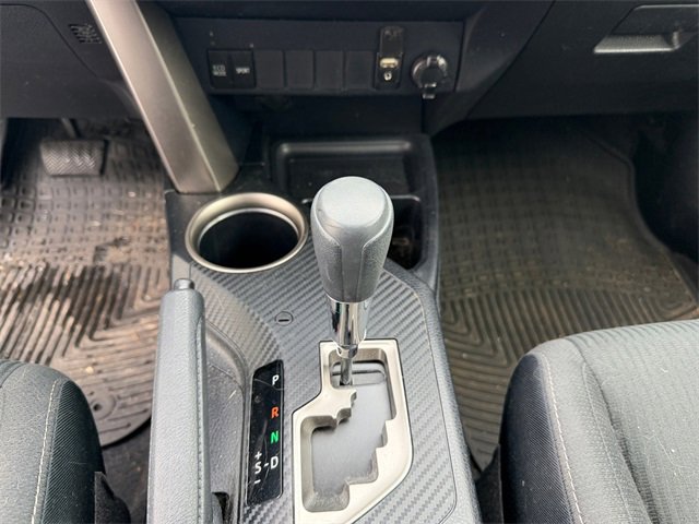 Used 2015 Toyota RAV4 XLE image 11