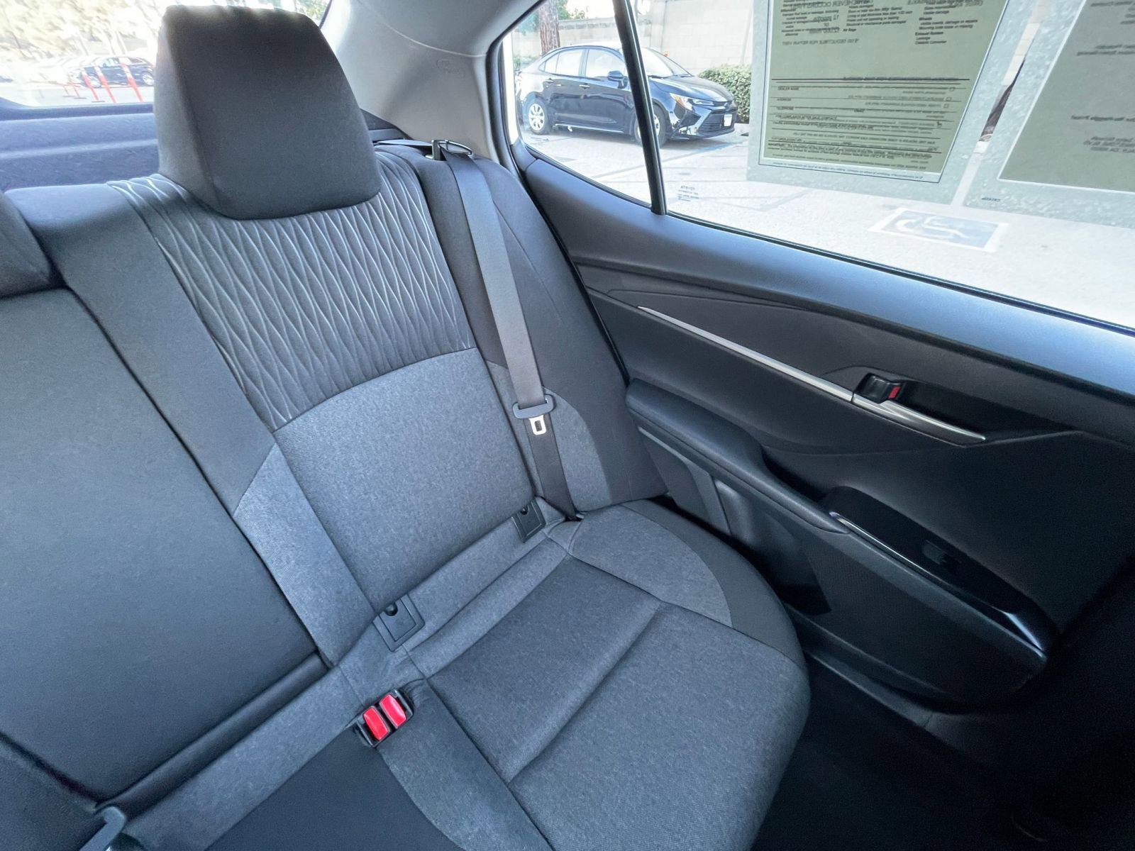 Used 2025 Toyota Camry LE image 37