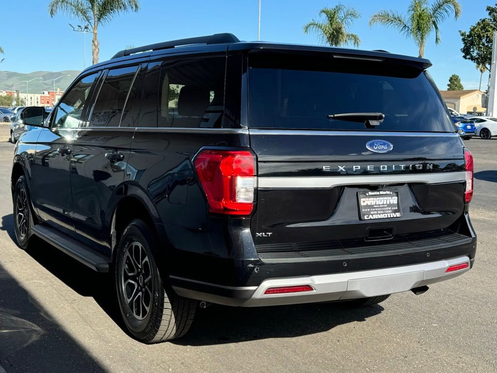 Used 2024 Ford Expedition XLT image 9