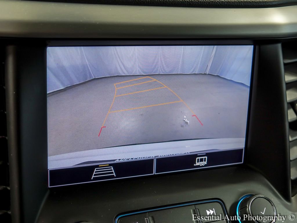 Used 2021 GMC Acadia SLE w/ Driver Convenience Package AWD/4WD image 17