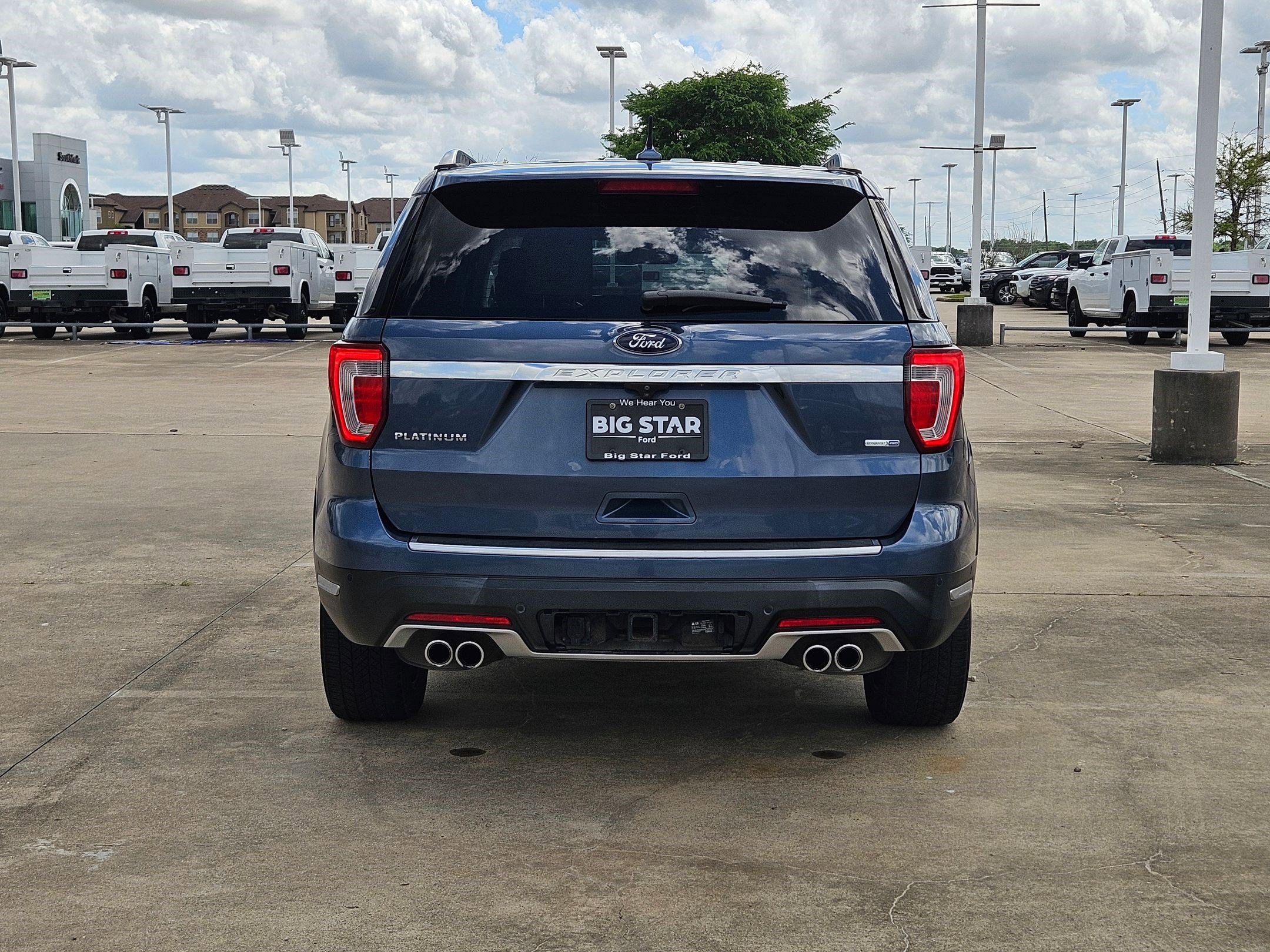 Used 2019 Ford Explorer Platinum image 5