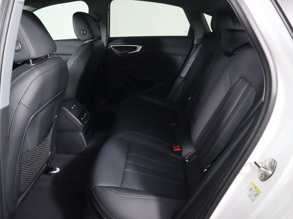 Used 2025 Audi A5 2.0T Premium Plus w/ Premium Plus image 24