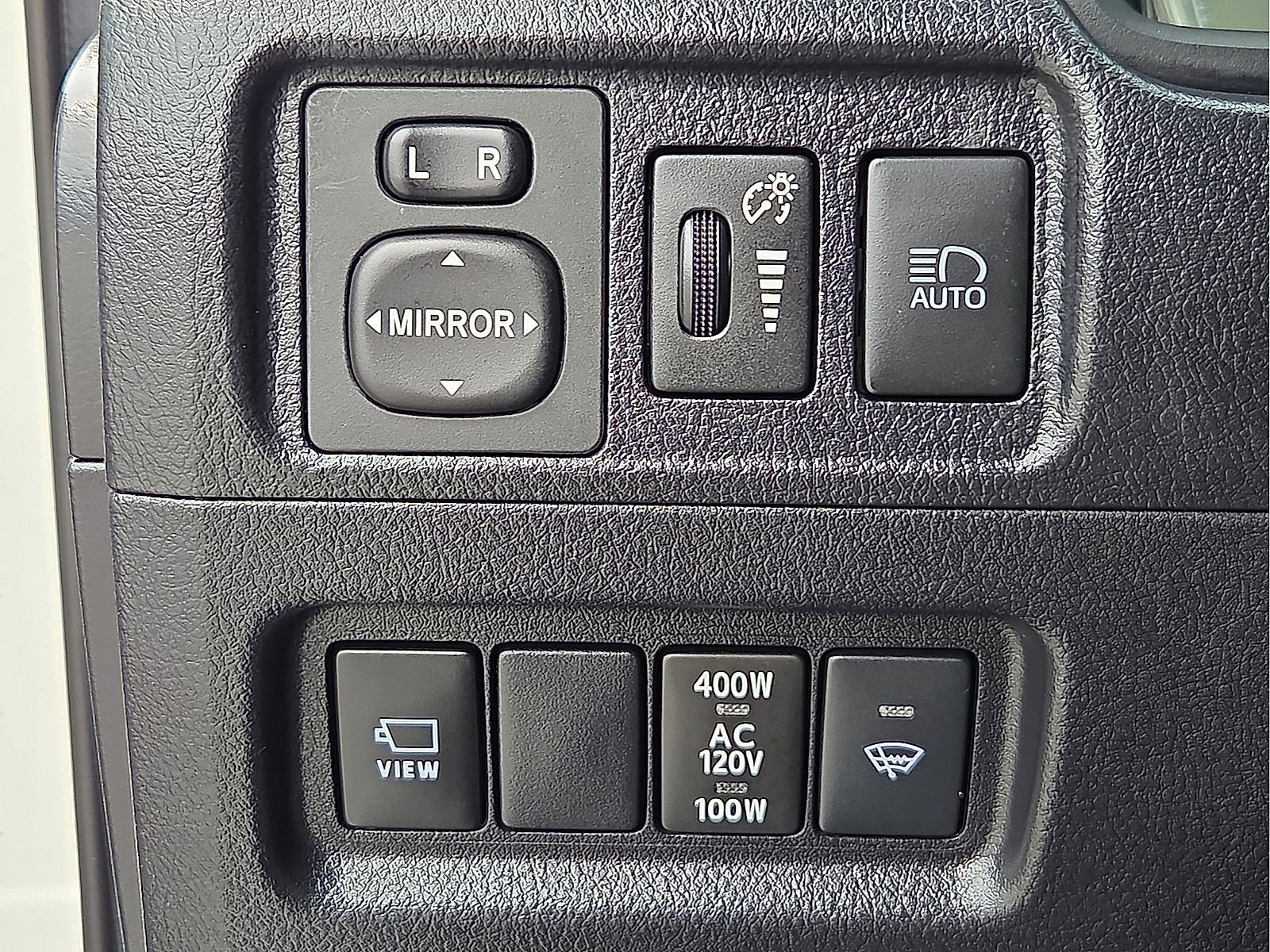Used 2023 Toyota 4Runner Limited AWD/4WD image 21