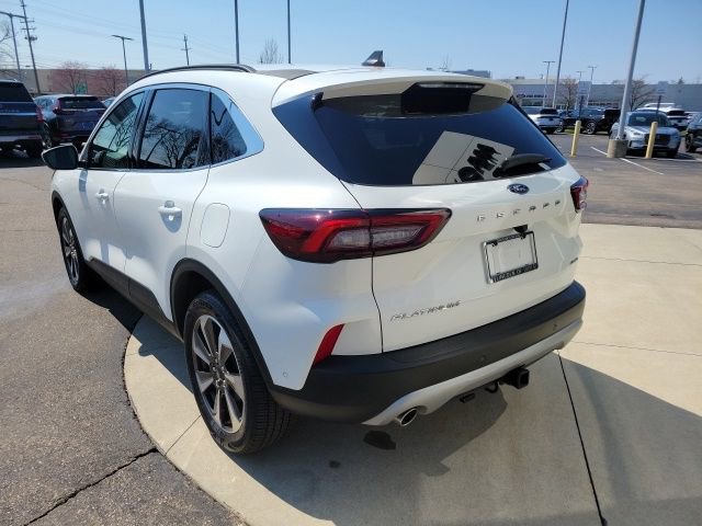 Used 2023 Ford Escape Platinum w/ Premium Technology Package image 11