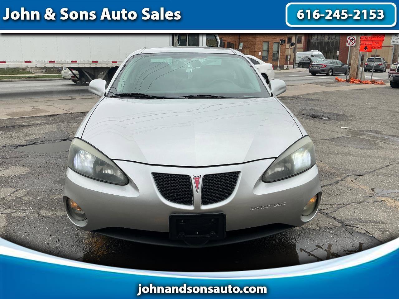 Used 2006 Pontiac Grand Prix w/ Preferred Package image 1