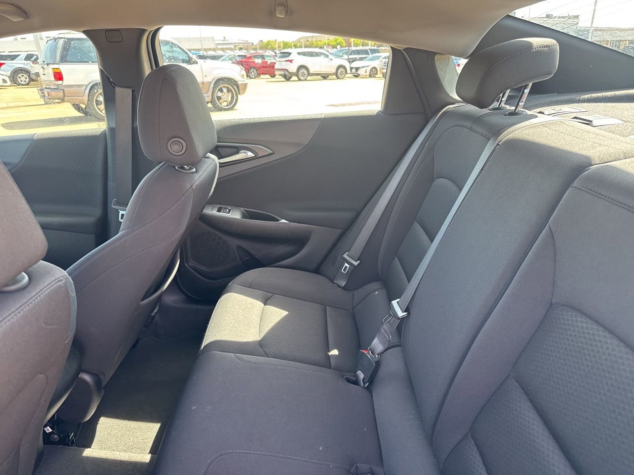 Used 2025 Chevrolet Malibu LS image 38