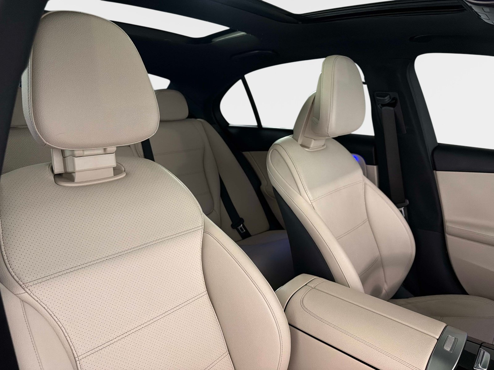 Used 2022 Mercedes-Benz C 300 Sedan image 24
