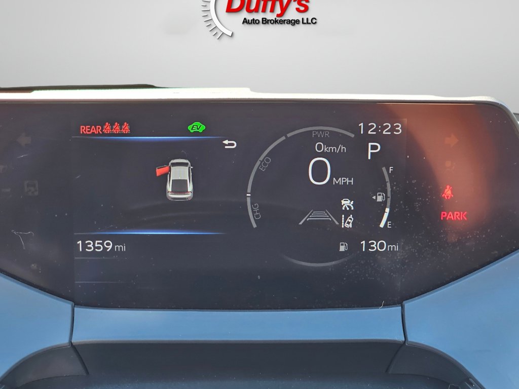 Used 2025 Toyota Prius XLE image 7