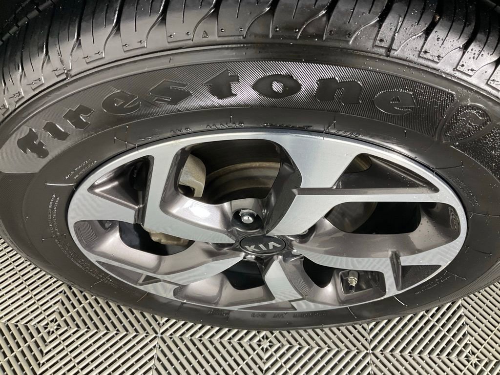 Used 2020 Kia Sportage LX image 9