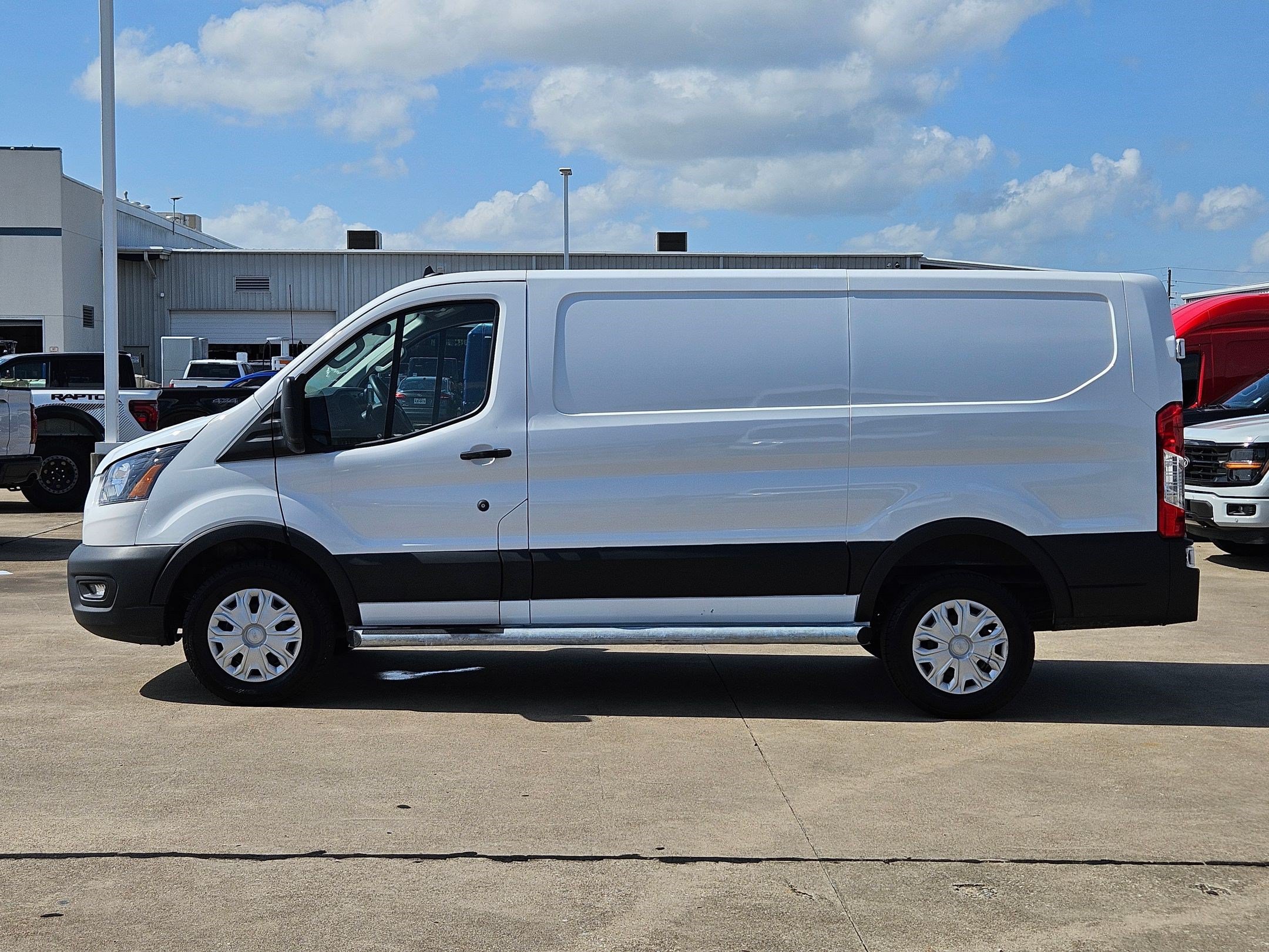 Used 2025 Ford Transit 250 Low Roof w/ Exterior Upgrade Package RWD image 9