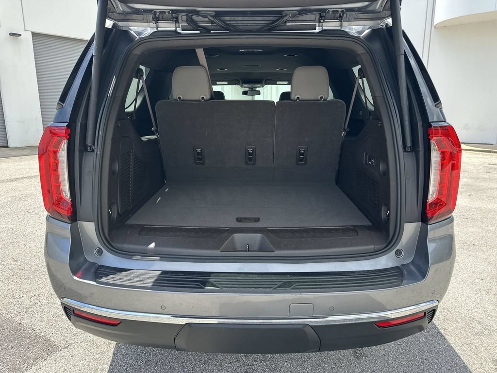 Certified 2022 GMC Yukon XL SLT w/ SLT Luxury Package RWD image 25