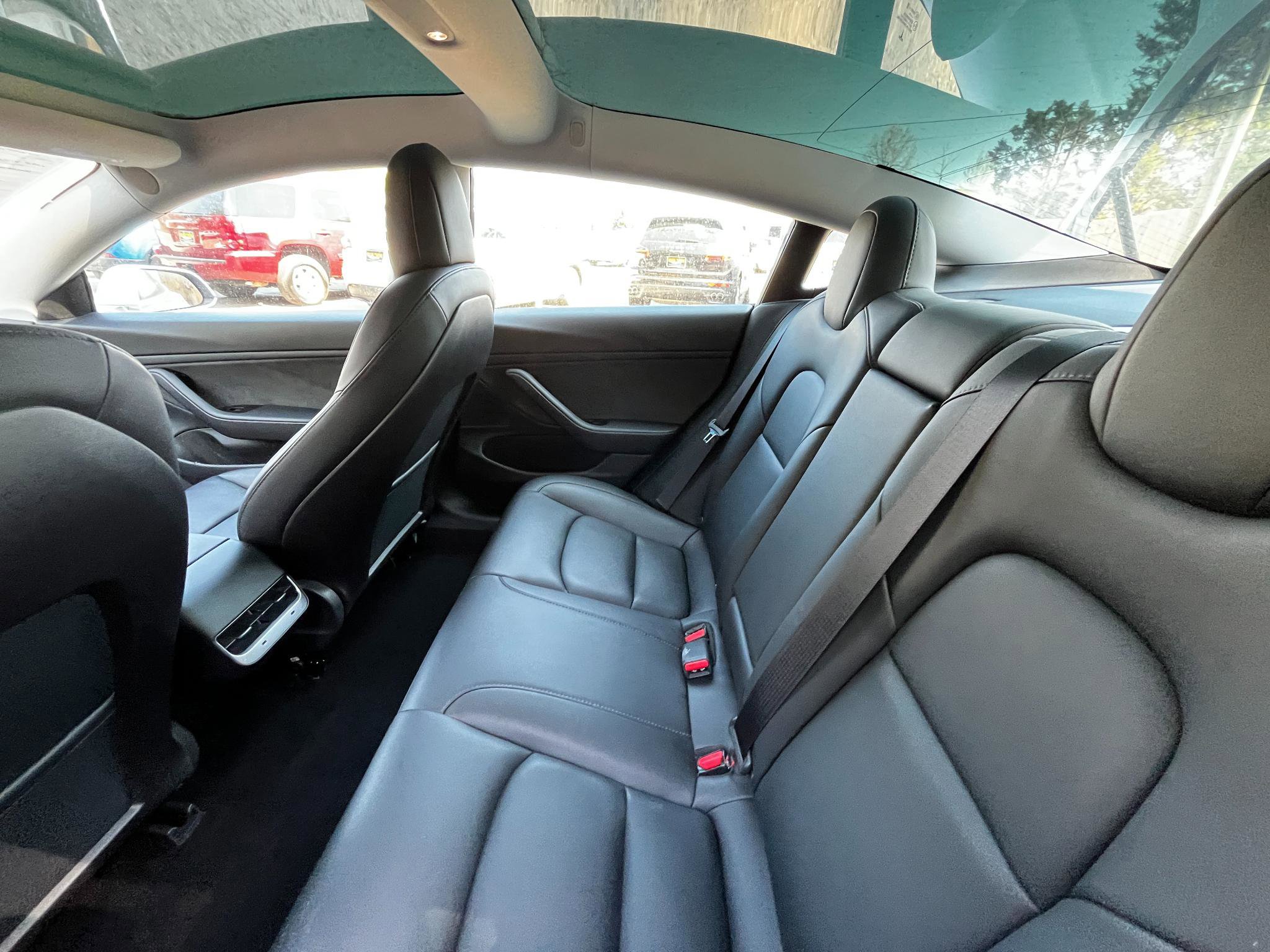 Used 2020 Tesla Model 3 Long Range image 24