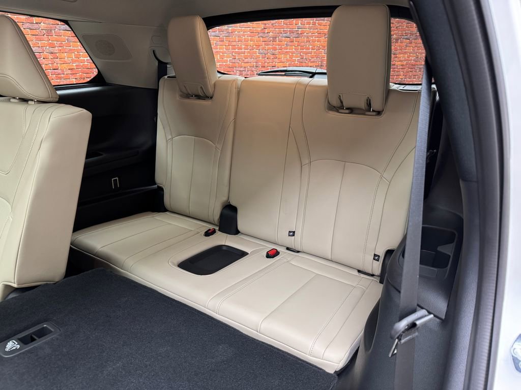 Used 2024 INFINITI QX60 Luxe w/ Performance Audio Package image 4