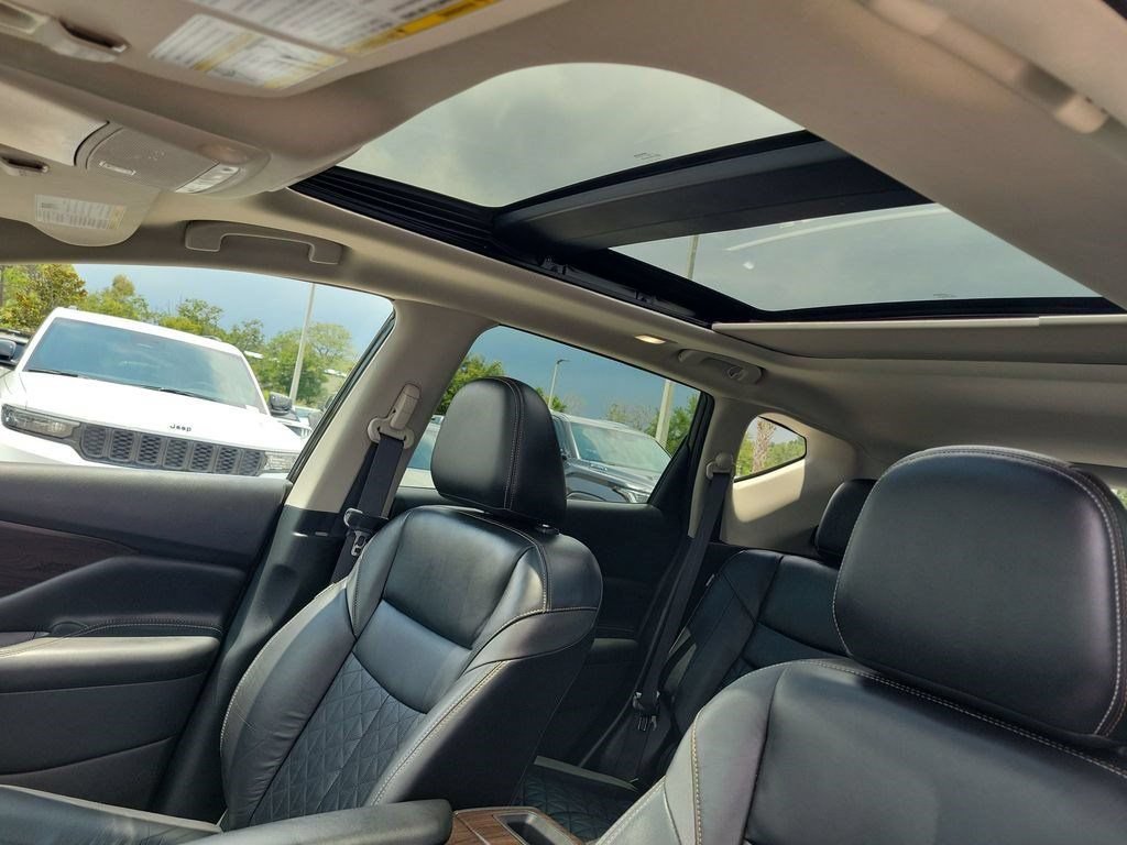 Used 2023 Nissan Murano Platinum w/ Cargo Package FWD image 24
