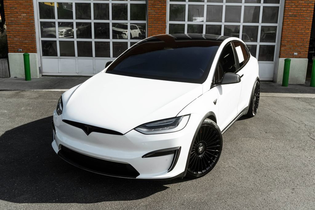 Used 2022 Tesla Model X Plaid AWD/4WD image 2