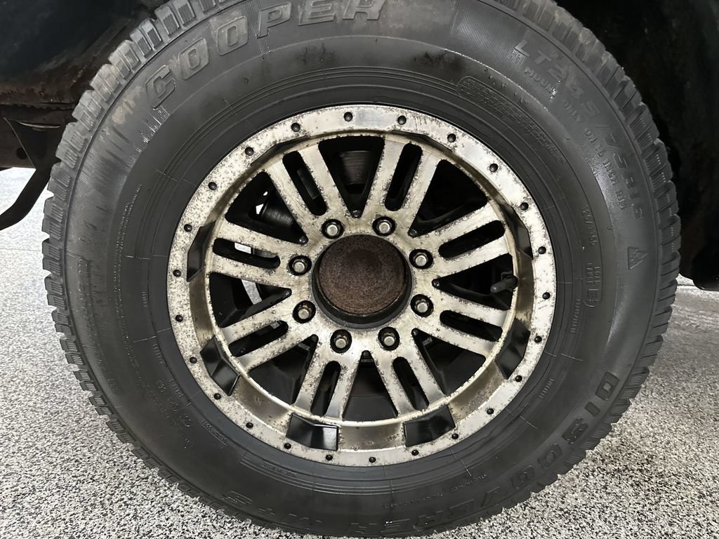 Used 2010 Chevrolet Express 2500 RWD image 15