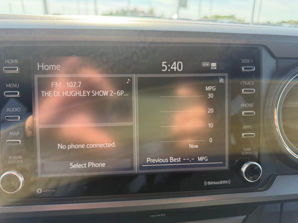 Used 2020 Toyota Tacoma TRD Sport w/ Technology Package AWD/4WD image 38