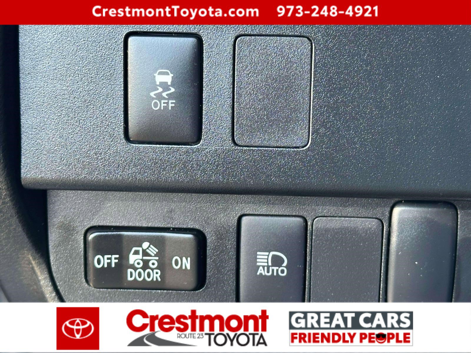 Certified 2023 Toyota Tacoma SR5 AWD/4WD image 17