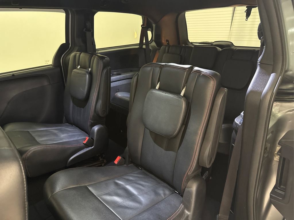 Used 2019 Dodge Grand Caravan GT image 24