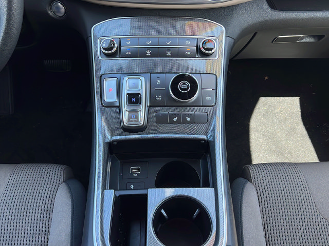 Used 2022 Hyundai Santa Fe SEL FWD image 18