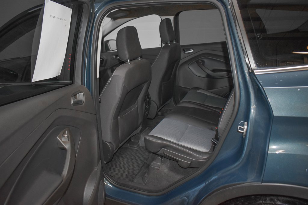 Used 2019 Ford Escape SE image 21