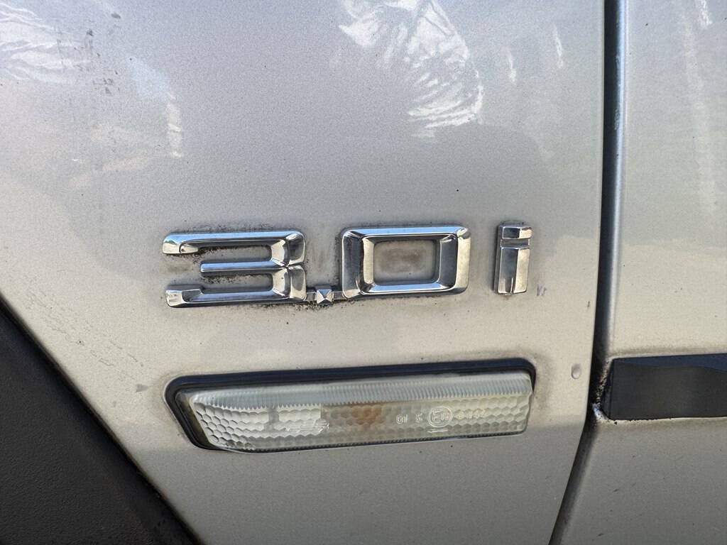 Used 2004 BMW X5 3.0i AWD/4WD image 12