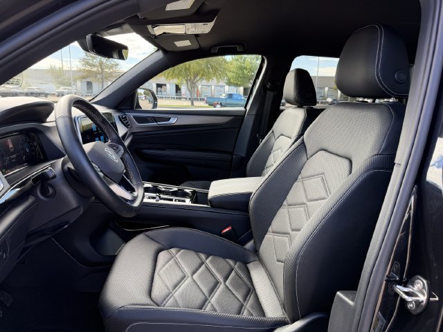 Used 2026 Volkswagen Atlas Cross Sport SE FWD image 24