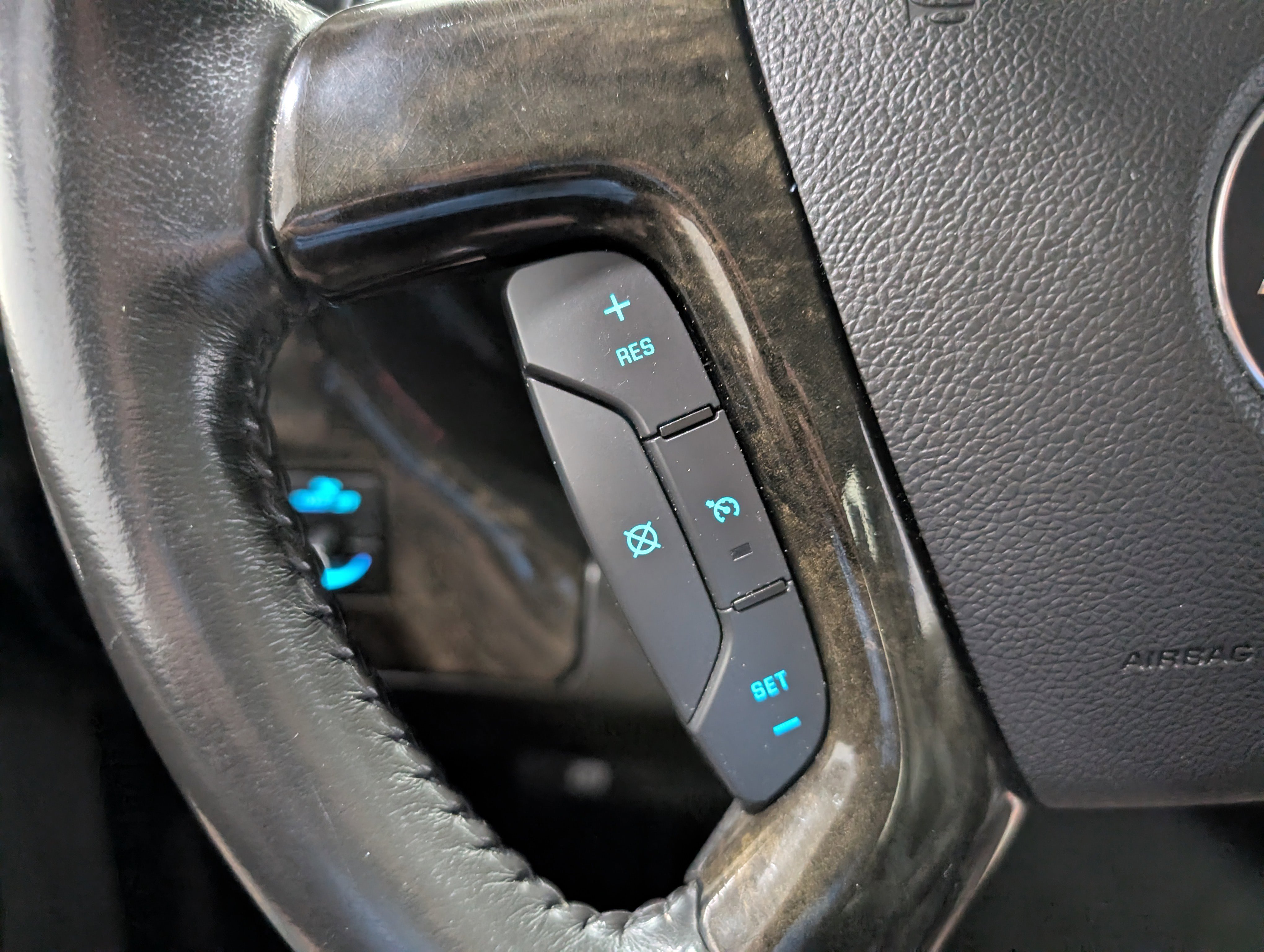 Used 2014 Chevrolet Express 1500 AWD image 23
