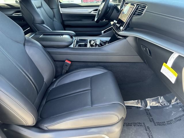 New 2026 Jeep Grand Wagoneer Limited AWD/4WD image 12