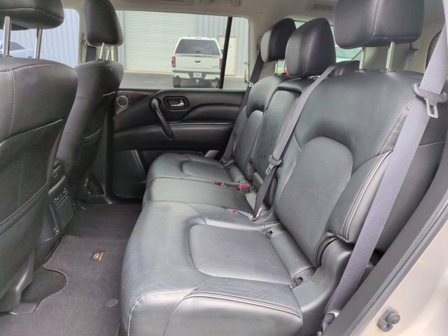 Used 2022 INFINITI QX80 Luxe w/ All-Season Package AWD/4WD image 32