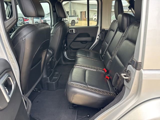 Used 2023 Jeep Wrangler Unlimited Sahara AWD/4WD image 21