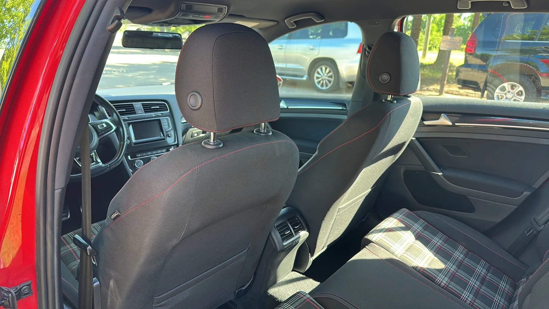 Used 2015 Volkswagen GTI S FWD image 16