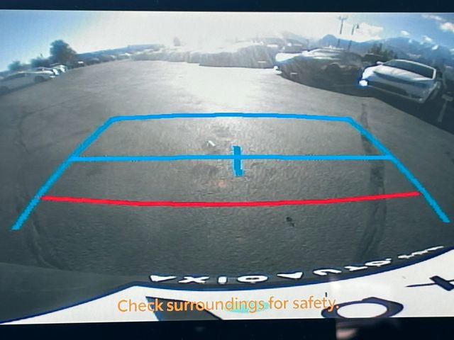 Used 2025 Toyota Sienna XLE image 15