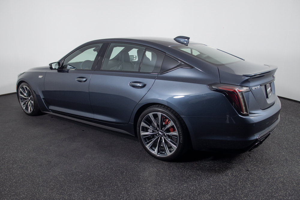Used 2025 Cadillac CT5 V Blackwing w/ Parking Package RWD image 11