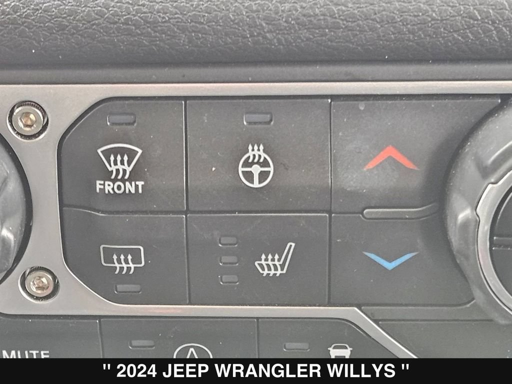 Used 2024 Jeep Wrangler Unlimited Sport AWD/4WD image 22