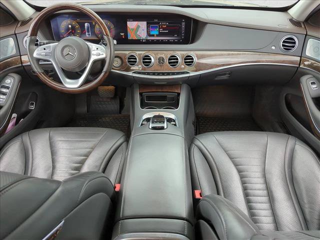 Used 2018 Mercedes-Benz S 560 Sedan image 18
