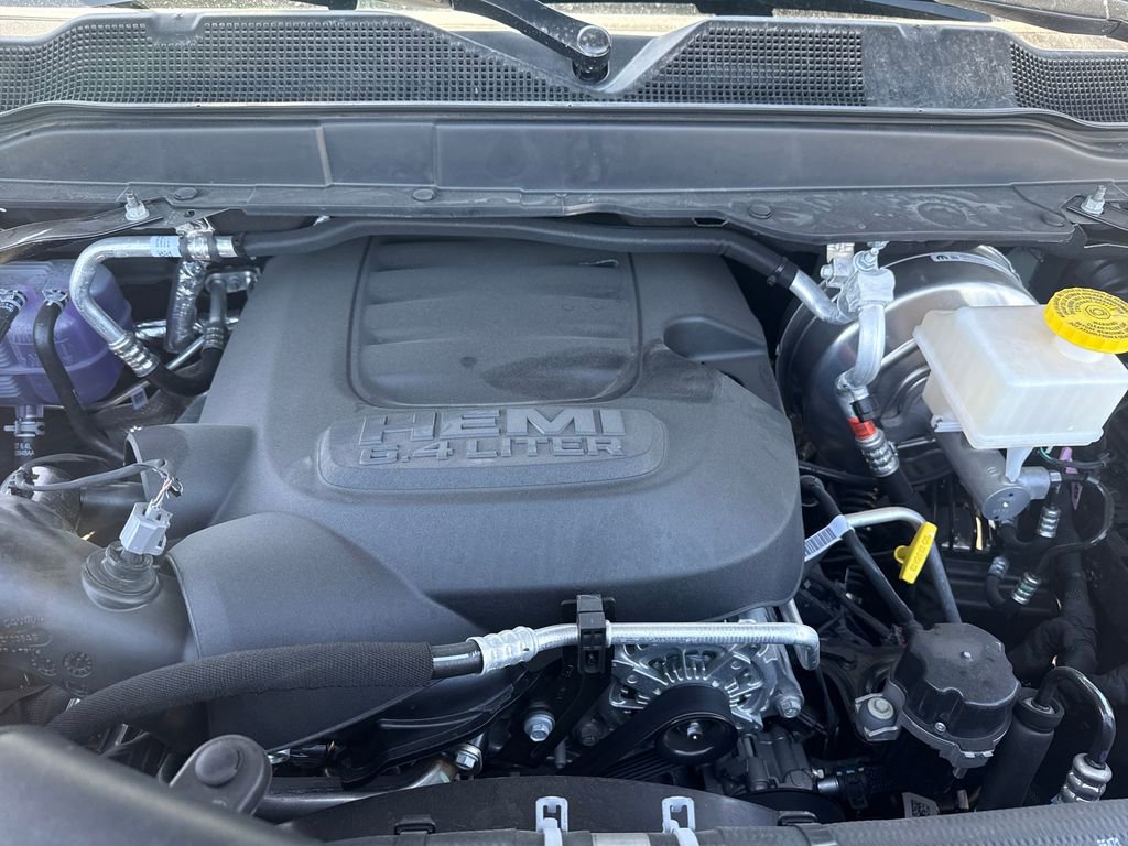 New 2026 RAM 2500 Laramie AWD/4WD image 33