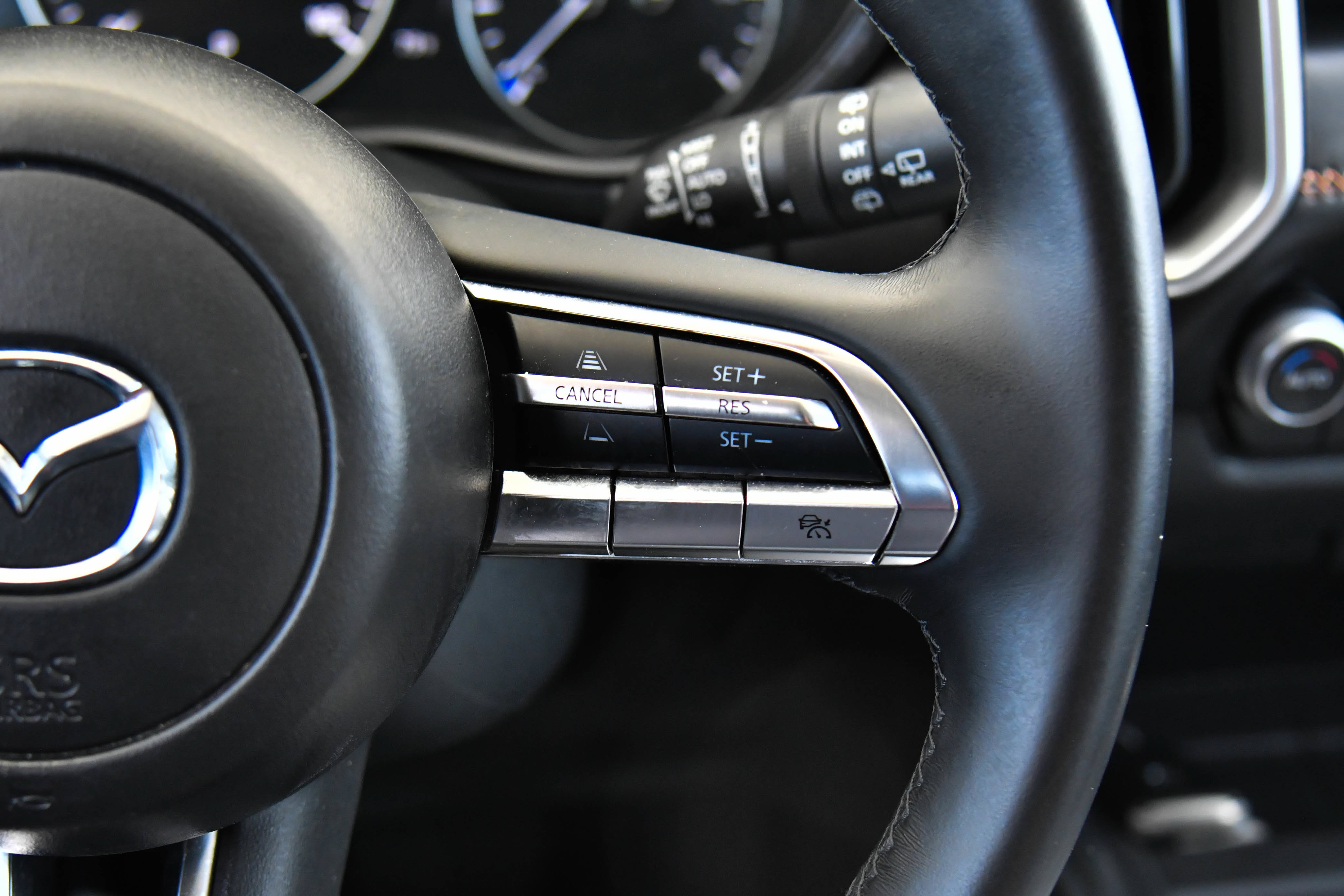 Used 2025 MAZDA CX-50 AWD 2.5 Hybrid w/ Premium Pkg image 30