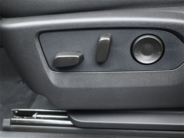 New 2026 GMC Yukon Elevation image 20