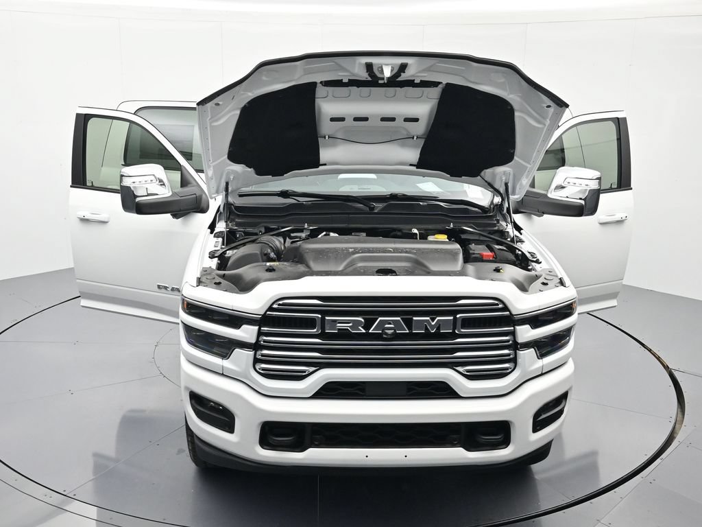 New 2026 RAM 2500 Laramie AWD/4WD image 46