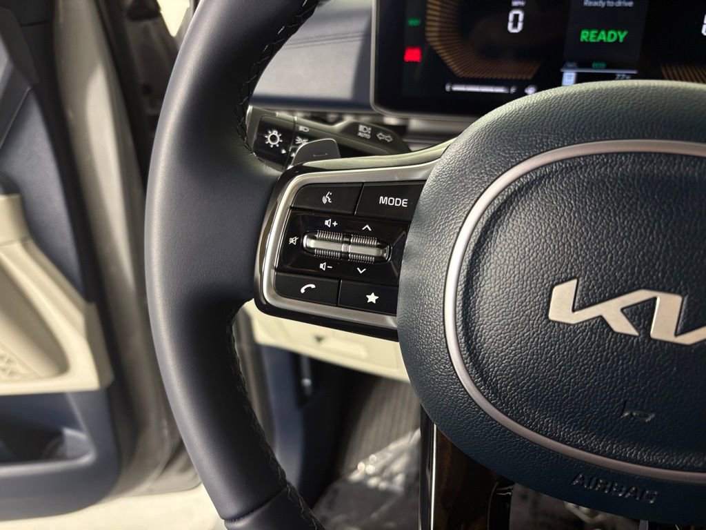 New 2026 Kia Carnival EX image 20