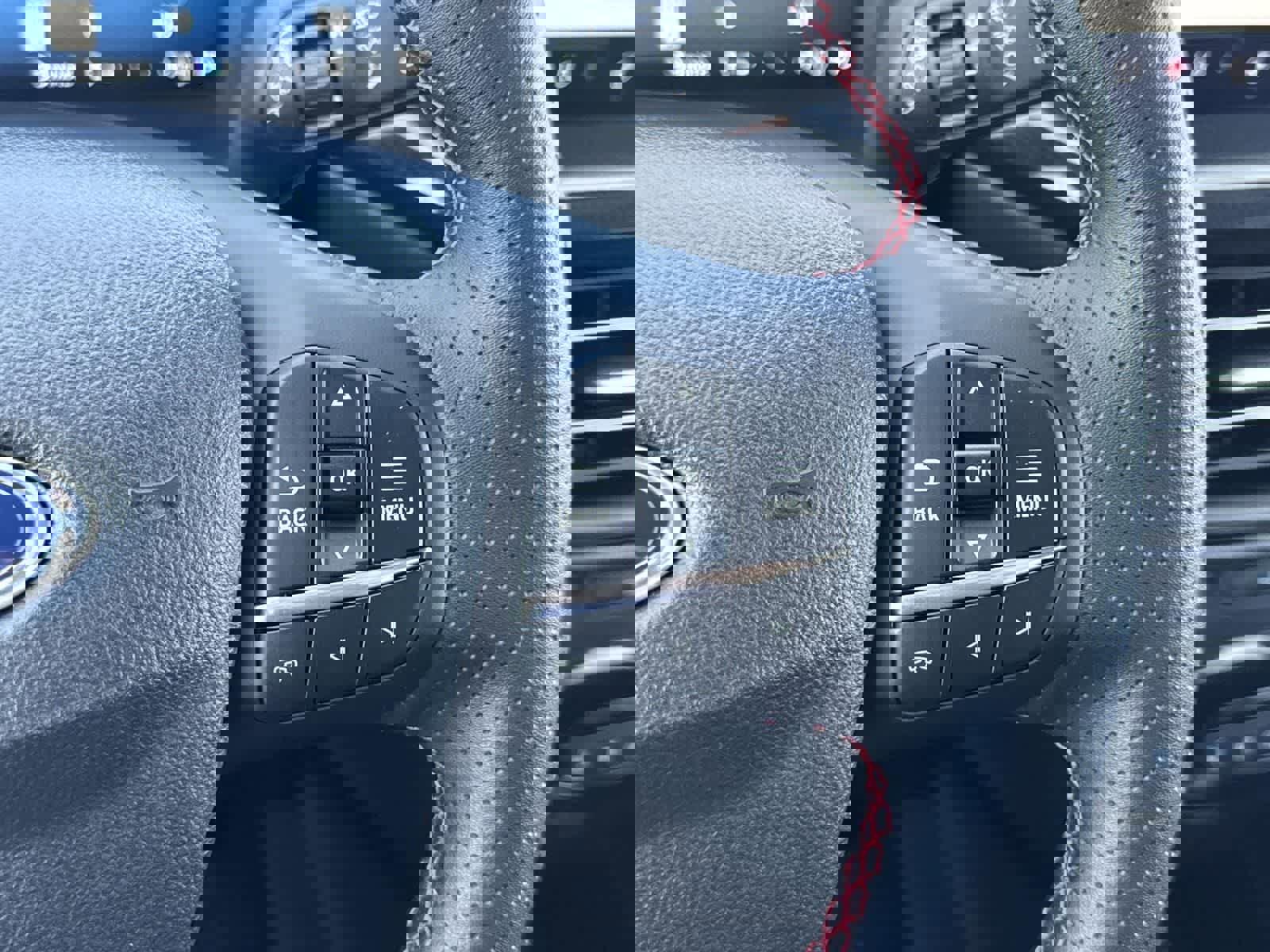 Used 2024 Ford Escape ST-Line Elite w/ Premium Technology Package image 12