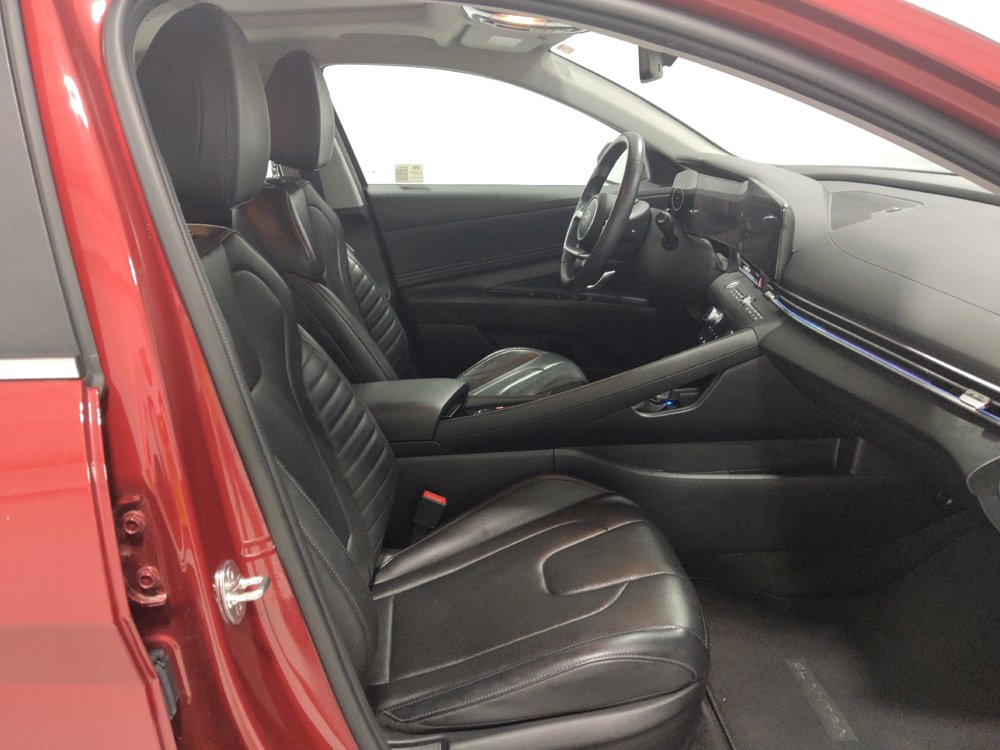 Used 2024 Hyundai Elantra Limited FWD image 21